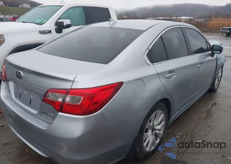 2016 Subaru Legacy 2.5I Premium z USA, uszkodzony, nr VIN 4S3BNAF68G3020629